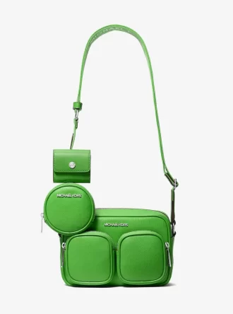 ジェットセット レザー ミディアム クロスボディバッグ（Apple Airpods Pro®用ケース付き）