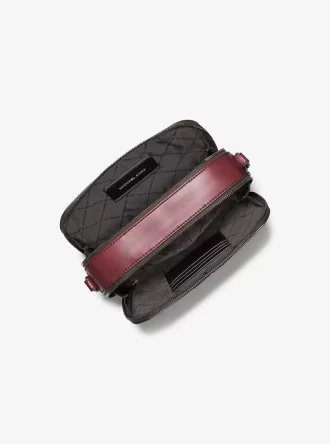 ハドソンロゴエンボス加工バーニッシュレザークロスボディバッグ ハドソンロゴエンボス加工バーニッシュレザークロスボディバッグ
