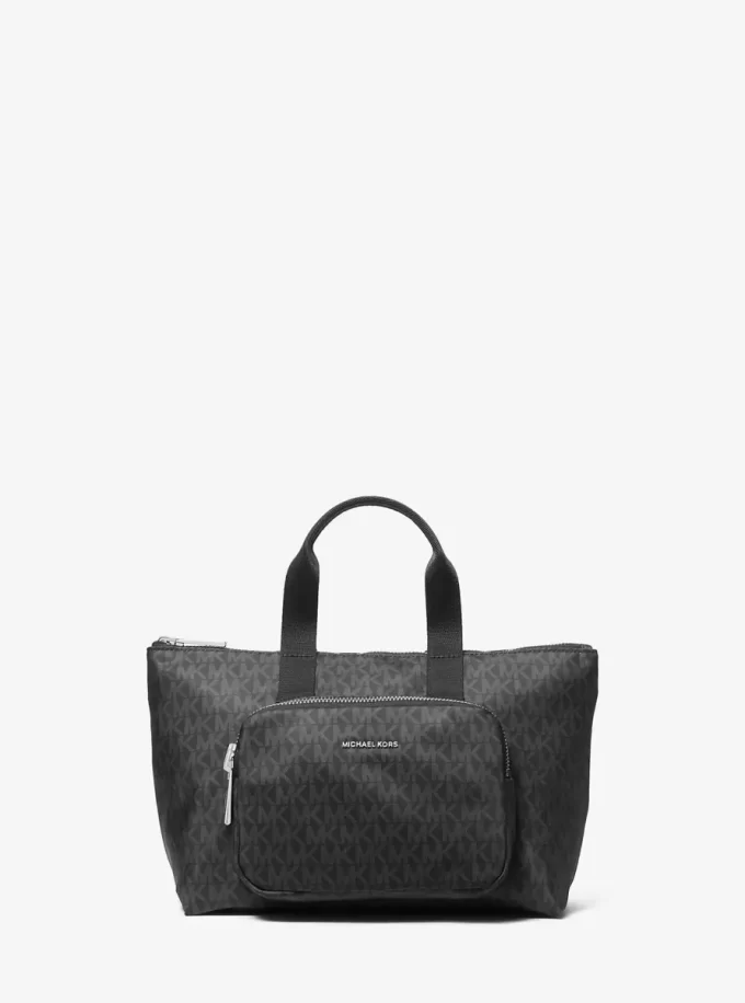 Tanner スモール プリント シグネチャー ロゴ リバーシブル パッカブル トートバッグ Tanner スモール プリント シグネチャー ロゴ リバーシブル パッカブル トートバッグ