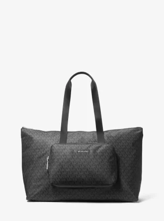 Tanner ラージプリント シグネチャーロゴ リバーシブル パッカブル トートバッグ