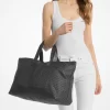 Tanner ラージプリント シグネチャーロゴ リバーシブル パッカブル トートバッグ